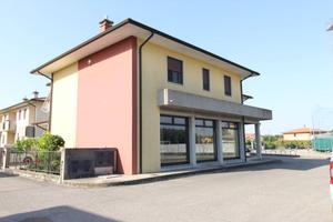 Immobile di 200 m² con 1 locale a San Bonifacio