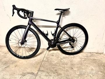 Bianchi infinito gruppo ultegra rlettronico nuova
