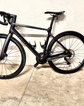 Bianchi infinito gruppo ultegra rlettronico nuova