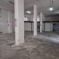 LOCAL E ARTiGiANALE C/3 di 200 MQ CASALNUOVO