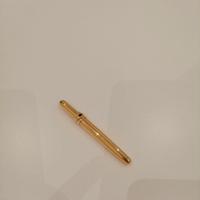 penna Yves Saint Laurent placcata oro e zaffiro 