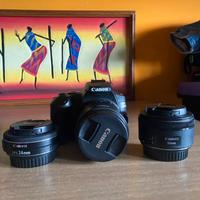 Canon EOS 250D + obiettivi 18-55mm 50mm 24mm