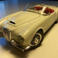 Lancia Aurelia B24 spider Bburago