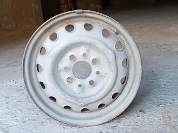 Cerchio 13x4 per Fiat 850 / 126 epoca