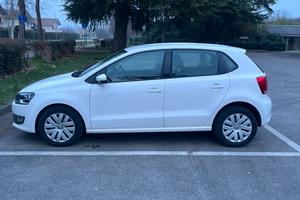 VOLKSWAGEN POLO 1.2 CONFORTLINE