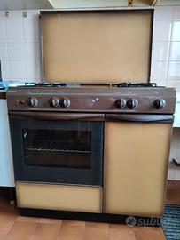 cucina a gas con forno
