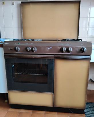 cucina a gas con forno