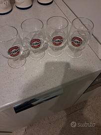 Bicchieri di birra Dreher