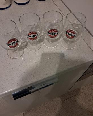 Bicchieri di birra Dreher