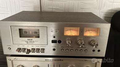 Piastra Akai CS 707D