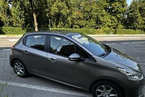 Peugeot 208 2014 benzina