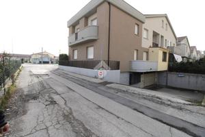 BOX A CIVITANOVA MARCHE