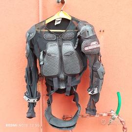 attrezzature per cross ed enduro