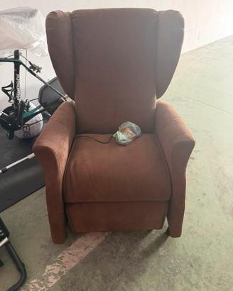 Poltrona relax elettrica bimotore