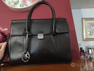 Borsa a Mano Prima Donna Nera in Vera Pelle