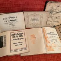 Libri antichi con spartiti musicali originali