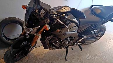 Yamaha FZ1 - 2010