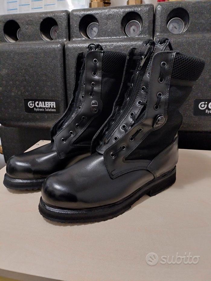 Anfibi polizia Vendita in Abbigliamento e accessori Subito