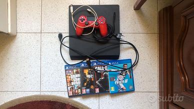 Ps4 da 500gb usata + controller con 4 giochi