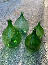 Boccioni damigiane grandi e medi