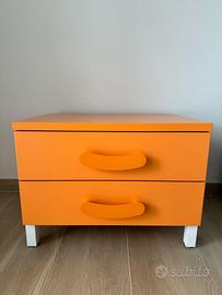 comodino cassettiera PARI AL NUOVO