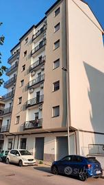 Ampia camera per ragazze a Cosenza