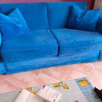 Divano letto matrimoniale in velluto azzurro