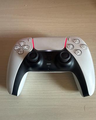 jostik della play 5