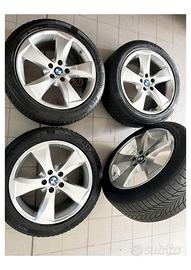 Cerchi in lega con gomme invernali  225/50/R18