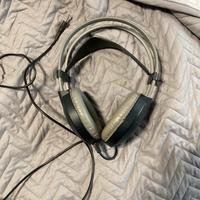 Cuffie AKG K77