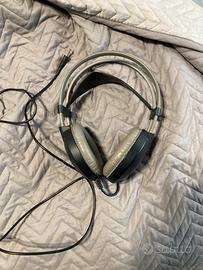 Cuffie AKG K77