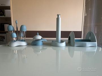 Set cucina 4 pz: oliera, portarotolo e accessori