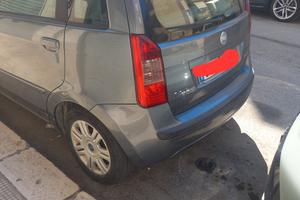 auto fiat idea 