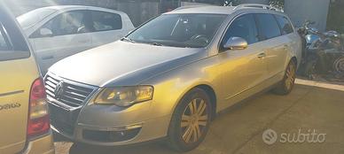 Ricambi VW Passat sw 2.0 D del 2007 motore BMR