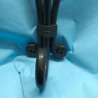 comodino in ferro e vetro 