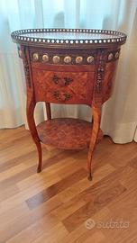 Gueridon in stile francese