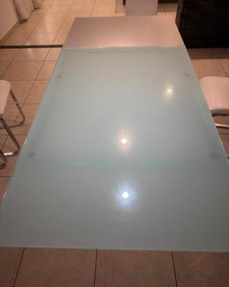 Tavolo calligaris in vetro moderno