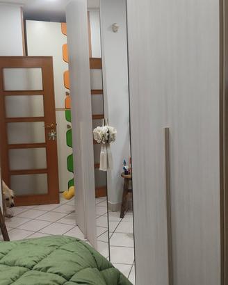 armadio 6 ante con comodini