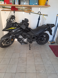 Unico proprietario moto seminuova ,con pochi km