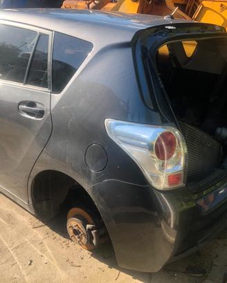 TOYOTA VERSO ANNO 2014