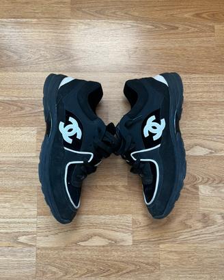Chanel runners