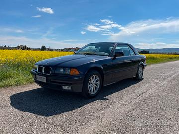 BMW 320i Cabrio