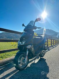 Aprilia leonardo in buone condizioni