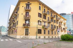 |MM1 SESTO MARELLI - BILOCALE LUMINOSO CON BOX E C