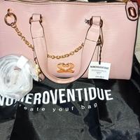 Borsa Numeroventidue