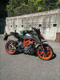 KTM 390 DUKE