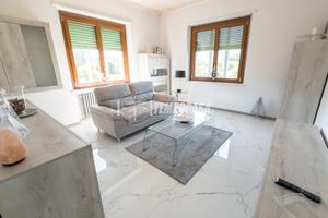 APPARTAMENTO IN VILLA RISTRUTTURATO TERMOAUTONOMO