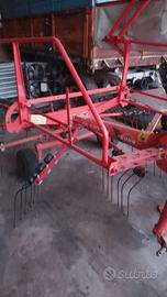 Ranghinatore andanatore per trattore