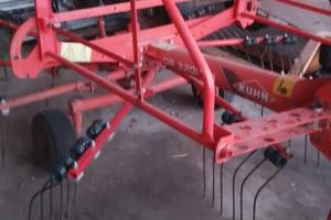 Ranghinatore andanatore per trattore