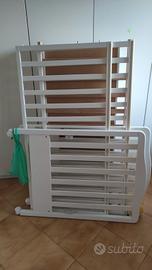 lettino per bambini con materasso